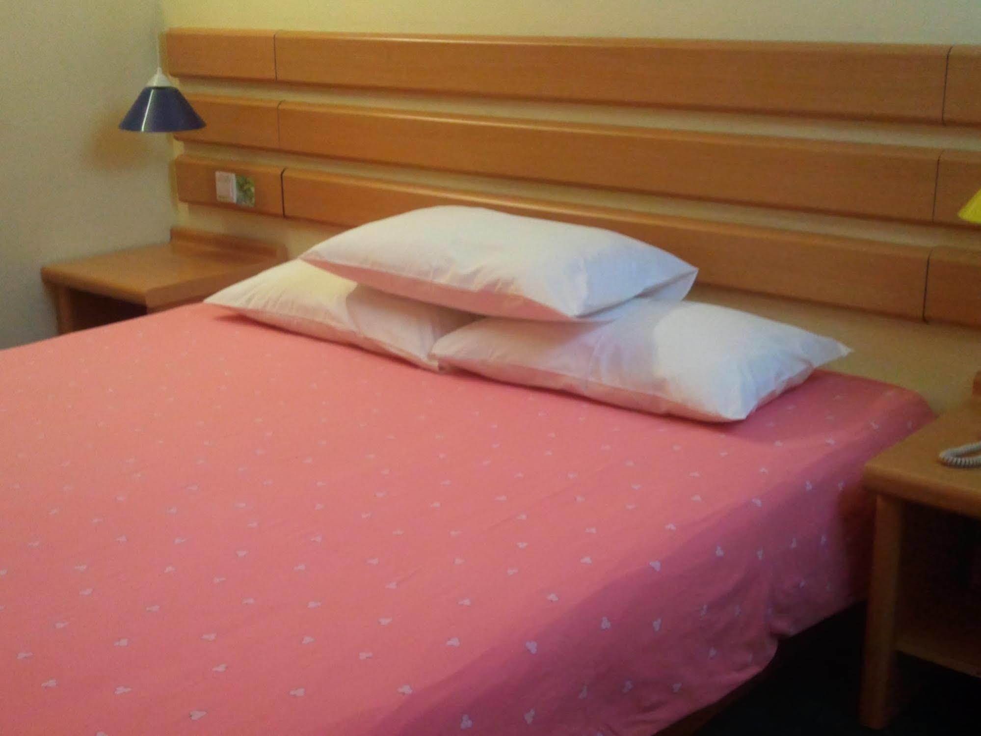 גואנגג'ואו Home Inn מראה חיצוני תמונה