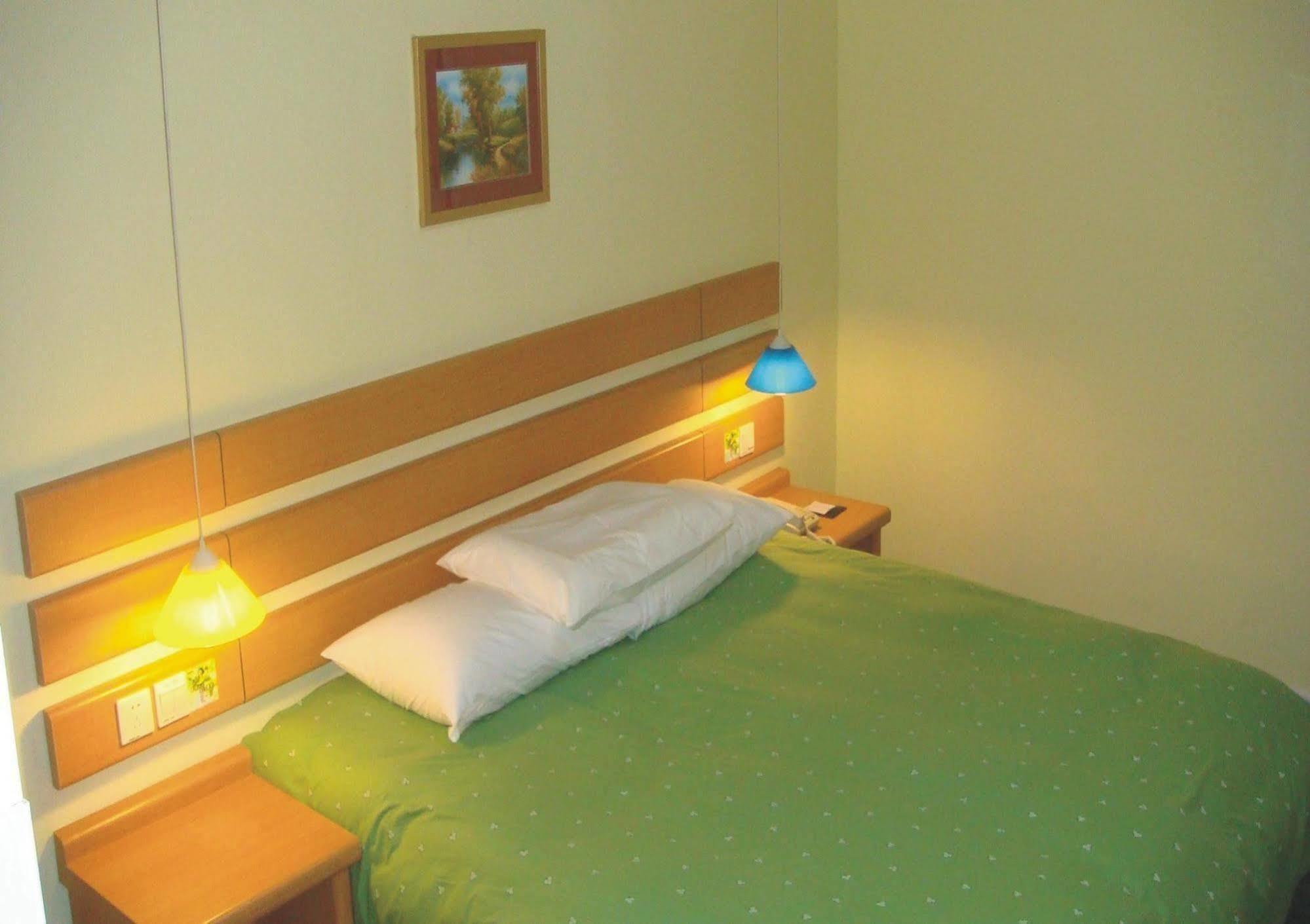 גואנגג'ואו Home Inn מראה חיצוני תמונה